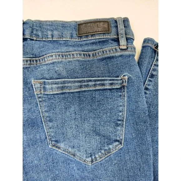 nicole miller Soho High Rise Skinny Crop Blue Distressed Jeans Women's Sz‎ 8 - Picture 4 of 12